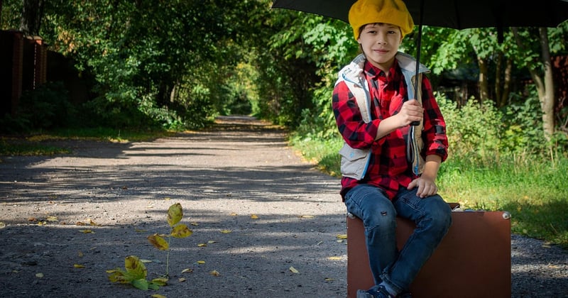 Partir à deux en automne avec un bagage léger et bien pensé